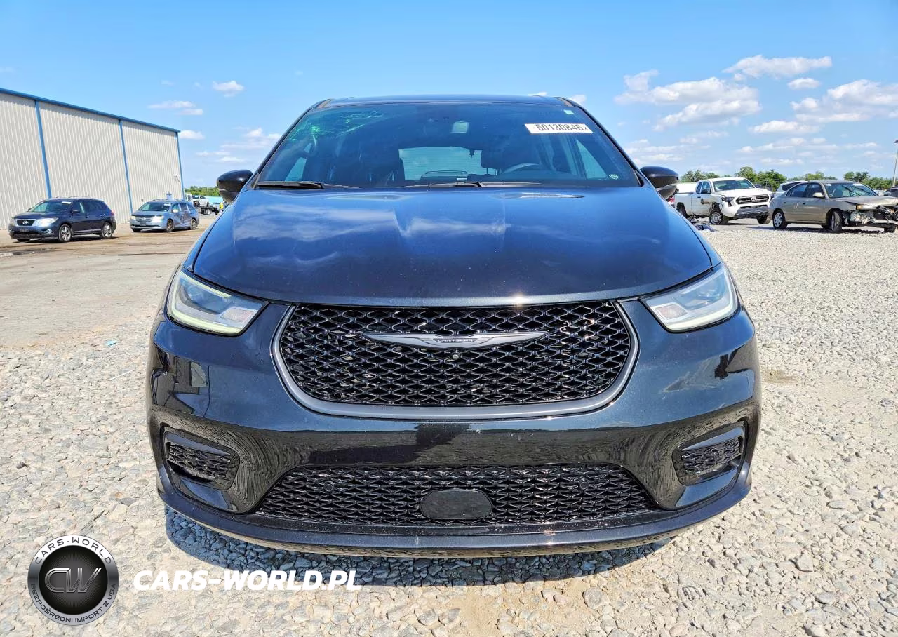 2023 Chrysler Pacifica Hybrid Touring L VIN:2C4RC1L70PR501743 - 5