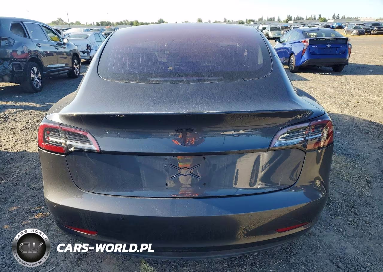 2017 Tesla Model 3 VIN:5YJ3E1EA9HF002218 - 6