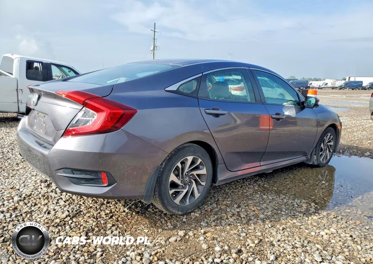 2016 Honda Civic VIN:19XFC2F79GE042217 - 3