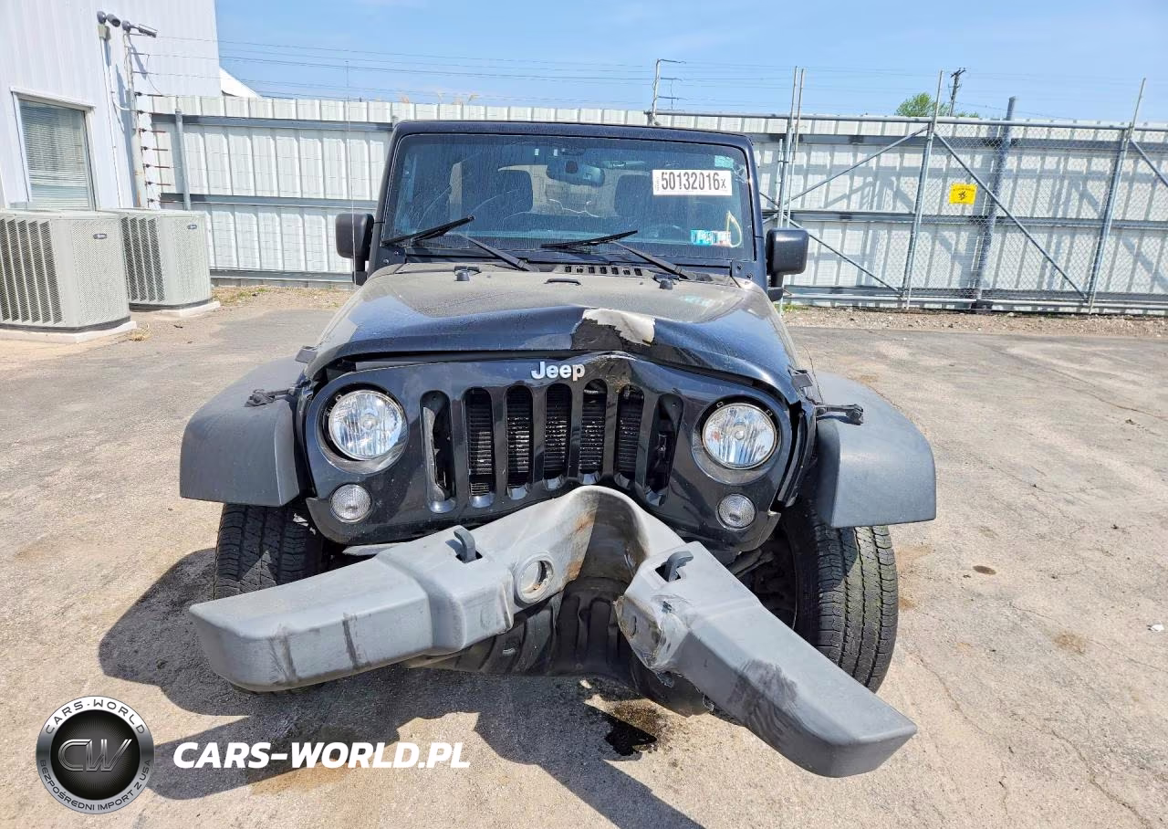 2015 Jeep Wrangler Unlimited Sport VIN:1C4HJWDG3FL592155 - 5
