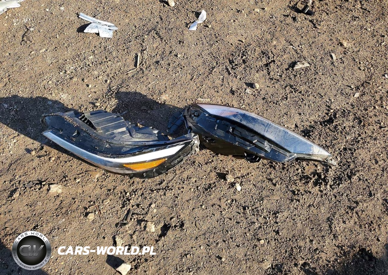 2025 Hyundai Elantra Sel Sport VIN:KMHLM4DG6SU063952 - 12