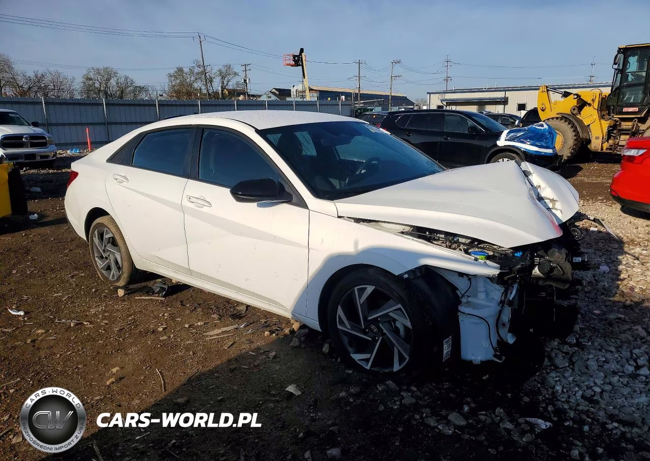 2025 Hyundai Elantra Sel Sport VIN:KMHLM4DG6SU063952 - 4
