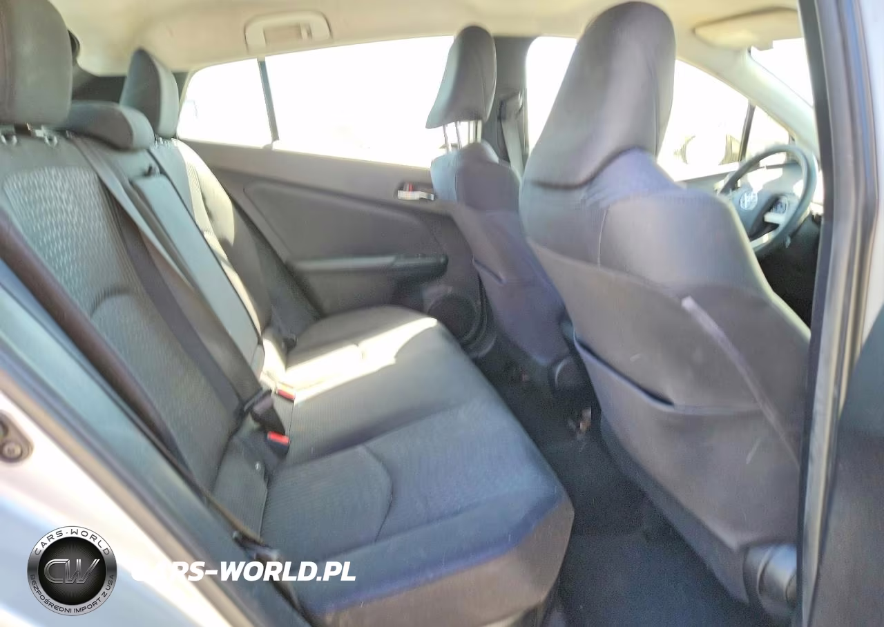 2016 Toyota Prius Two VIN:JTDKBRFU3G3004571 - 10