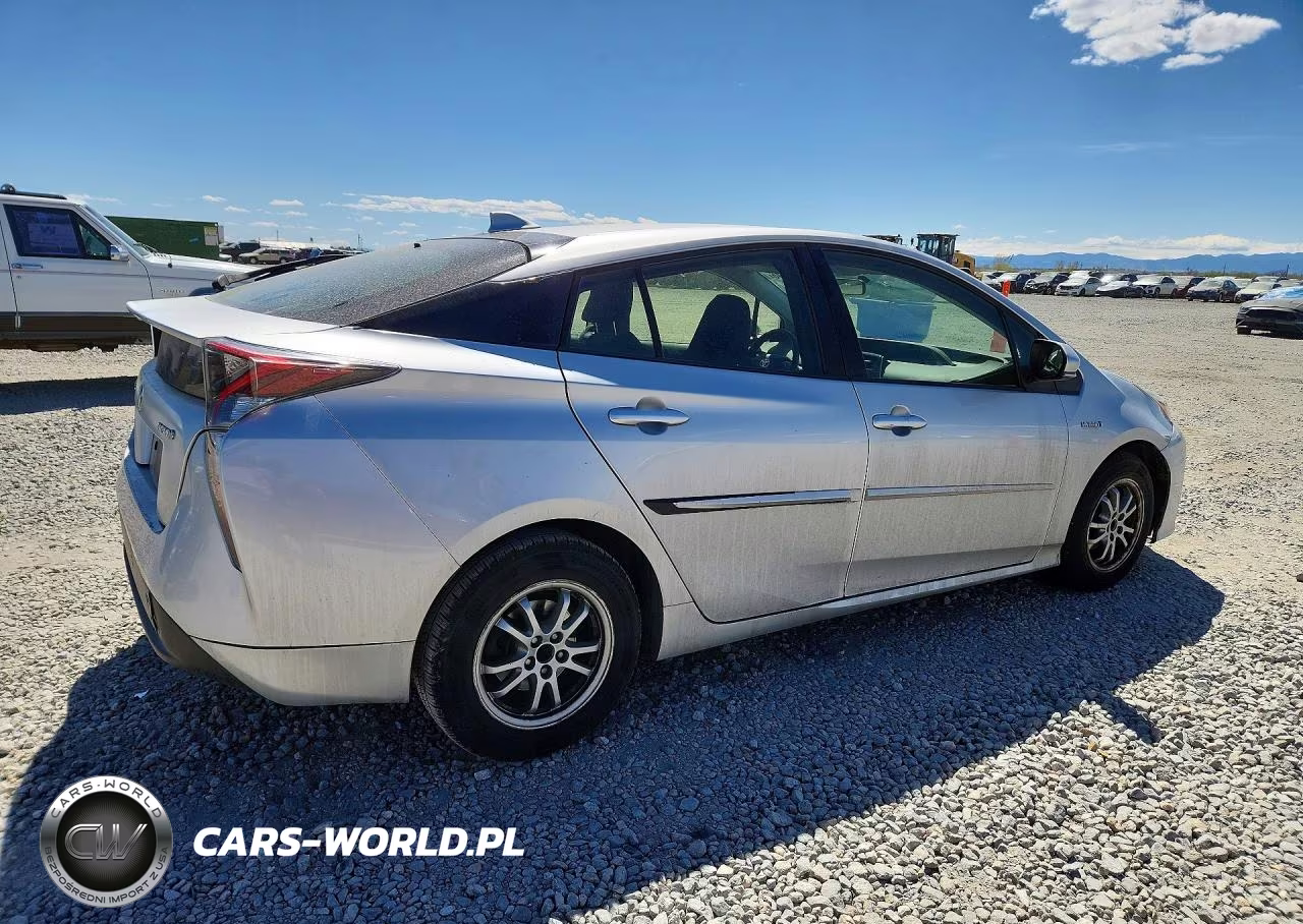 2016 Toyota Prius Two VIN:JTDKBRFU3G3004571 - 3