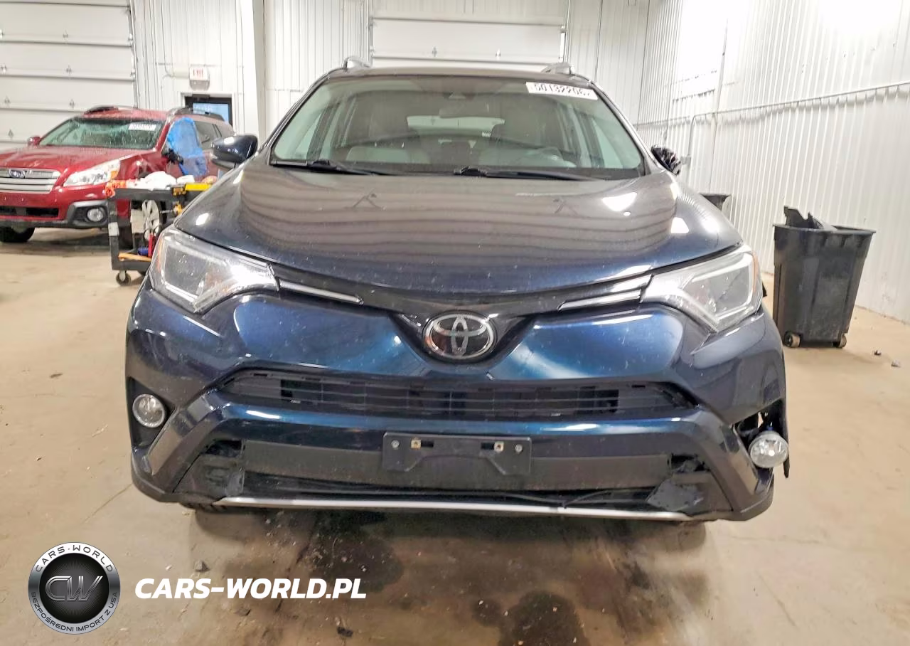 2017 Toyota Rav4 Xle VIN:2T3RFREV4HW681611 - 5