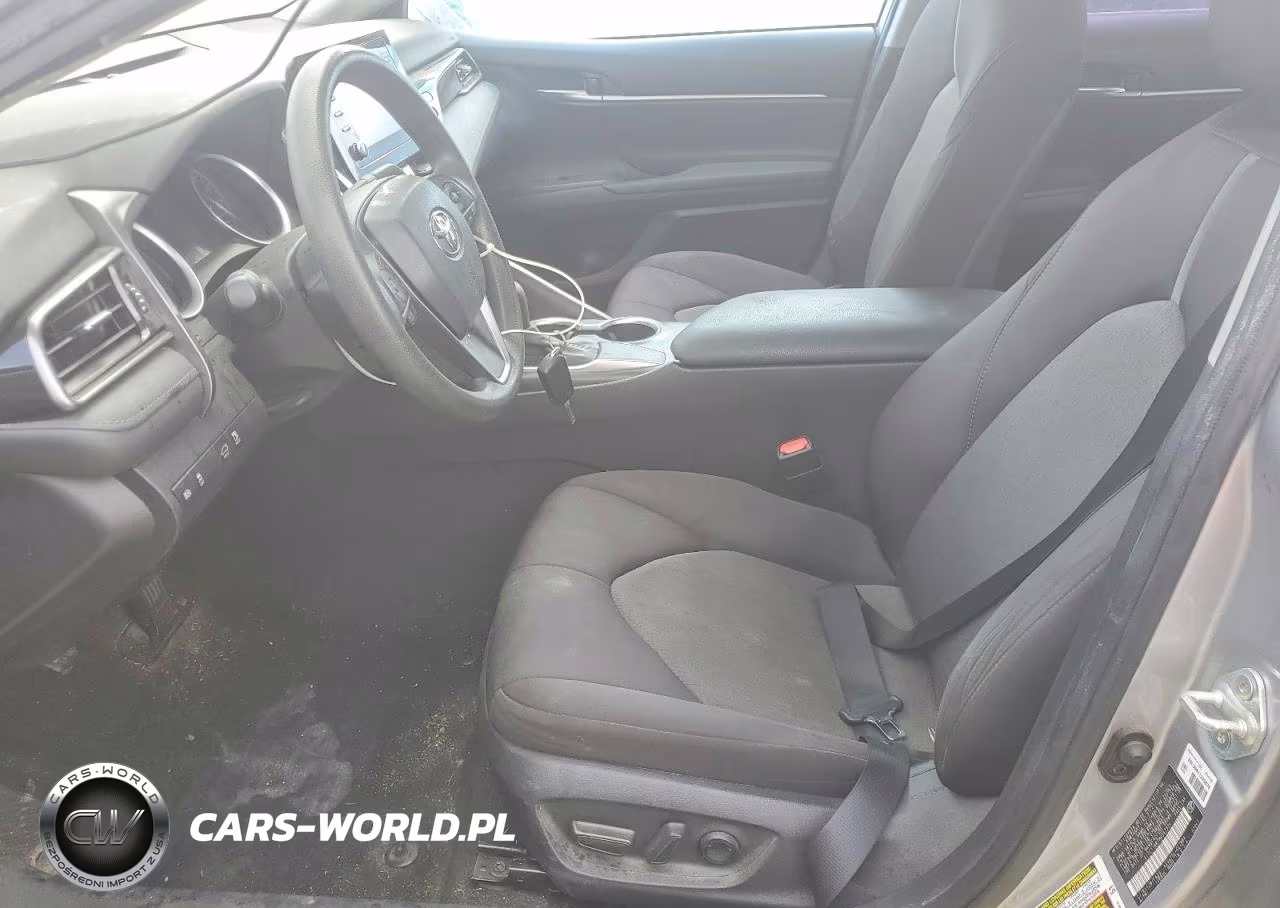 2021 Toyota Camry Le VIN:4T1C11AK7MU547924 - 7
