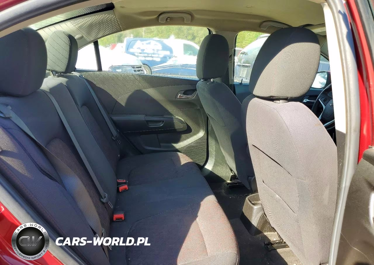 2020 Chevrolet Sonic Lt VIN:1G1JD5SB5L4116711 - 10
