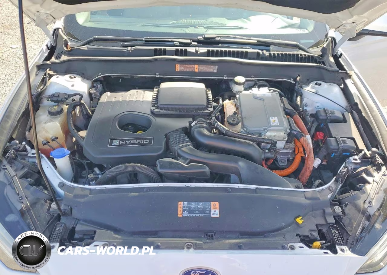 2018 Ford Fusion S Hybrid VIN:3FA6P0UU3JR224972 - 11