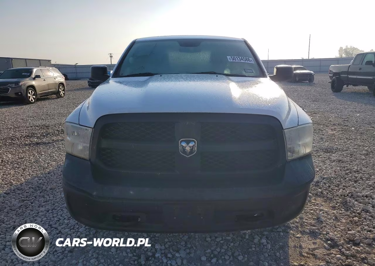 2019 Ram 1500 Classic Tradesman VIN:1C6RR7FT7KS588646 - 5
