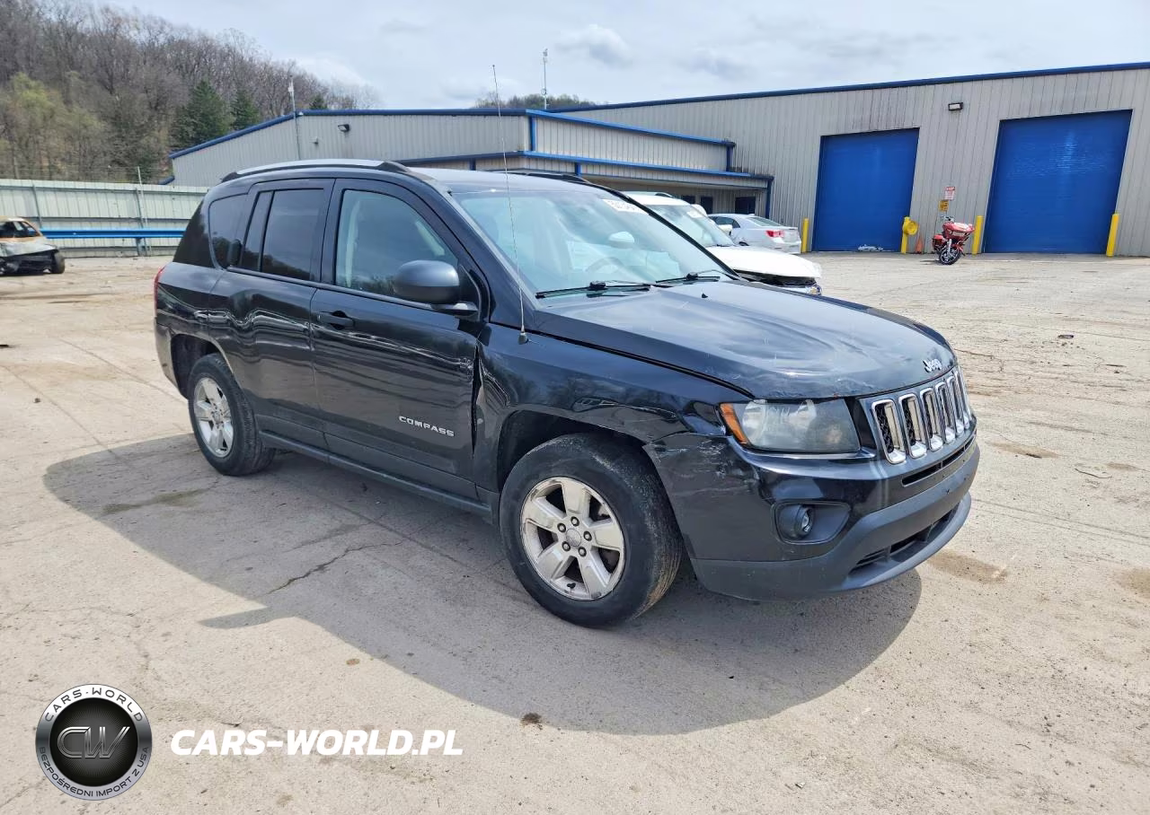 2014 Jeep Compass Sport VIN:1C4NJCBA1ED536160 - 4