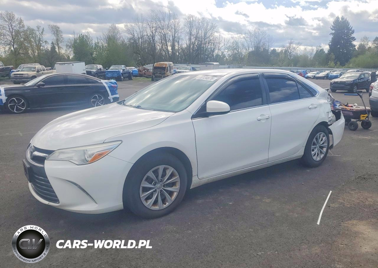2015 Toyota Camry Le