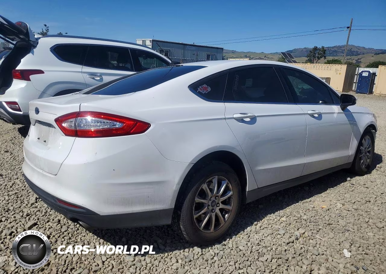 2016 Ford Fusion S VIN:3FA6P0G77GR338410 - 3
