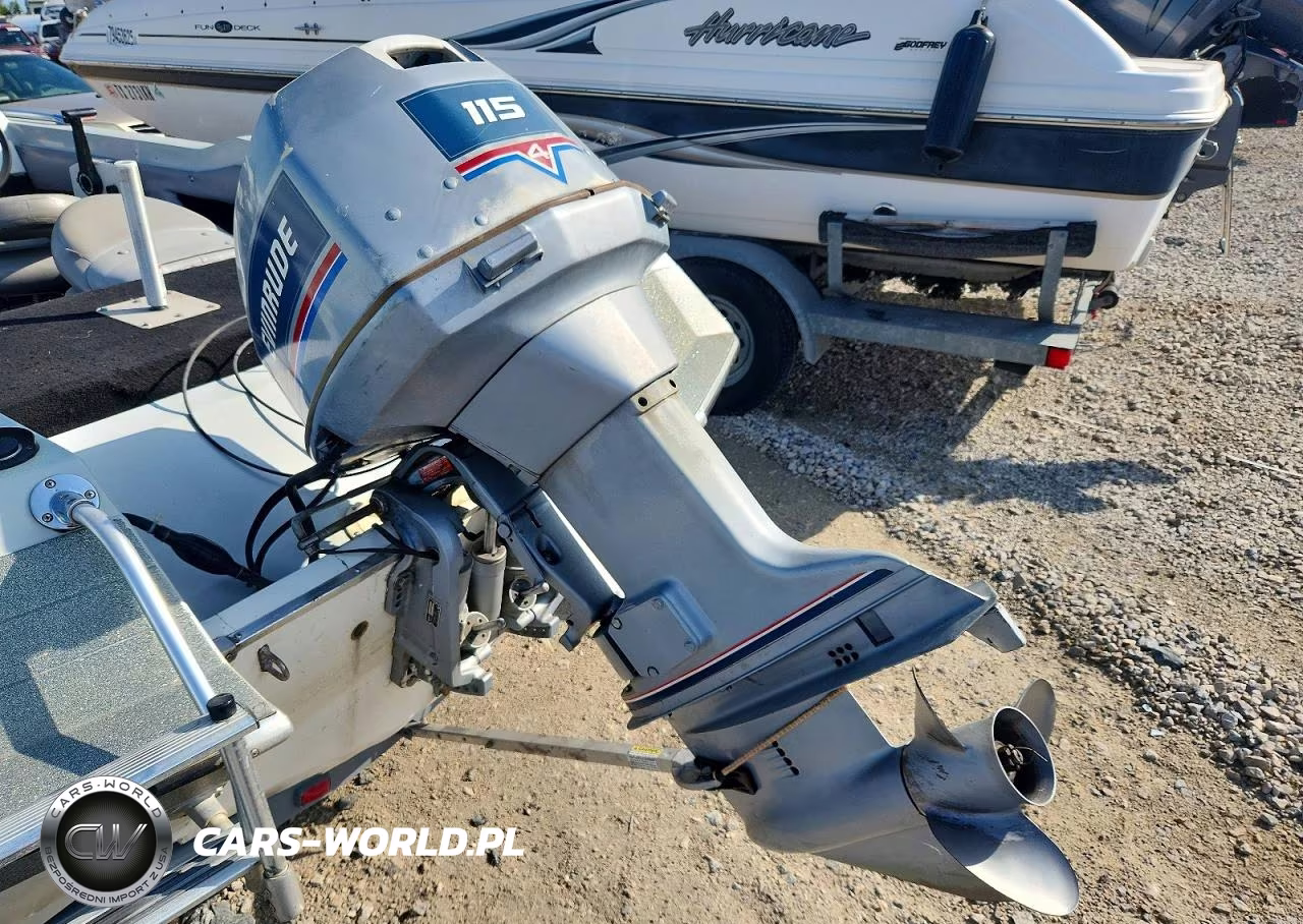 1983 Glasstron Boat VIN:GLAC2247M83K - 7