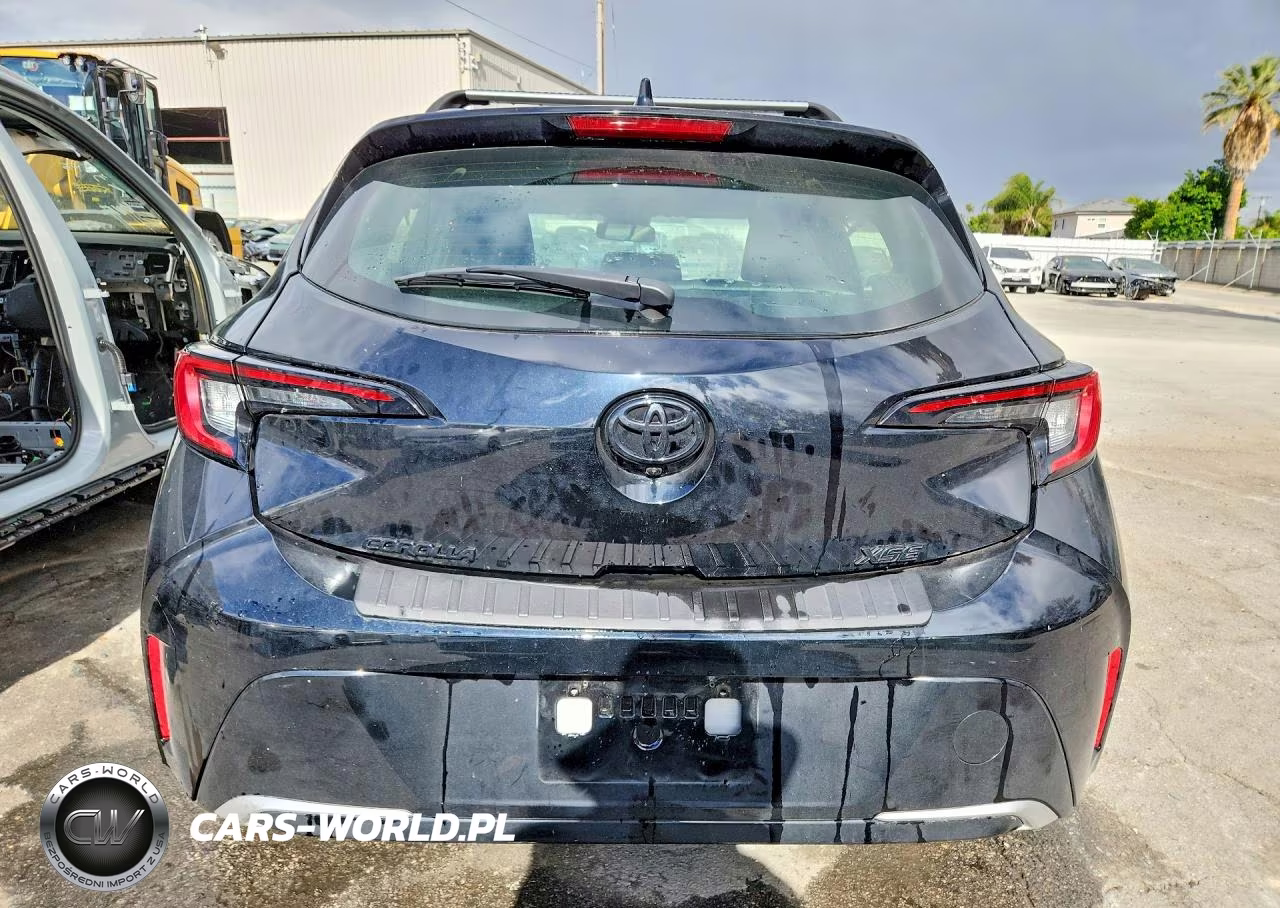 2025 Toyota Corolla Hatchback Xse VIN:JTNC4MBE1S3236557 - 6