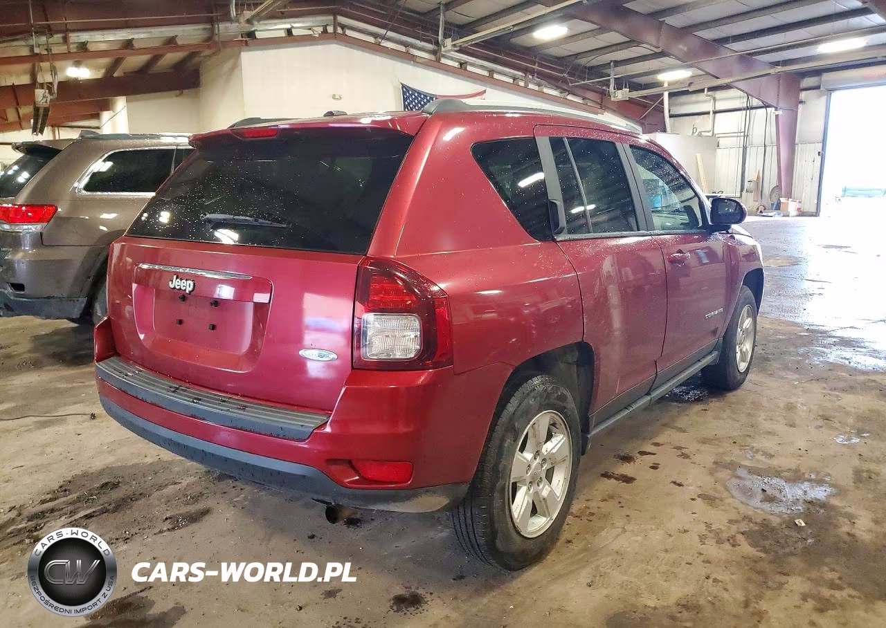 2017 Jeep Compass Latitude VIN:1C4NJCEA8HD117156 - 3