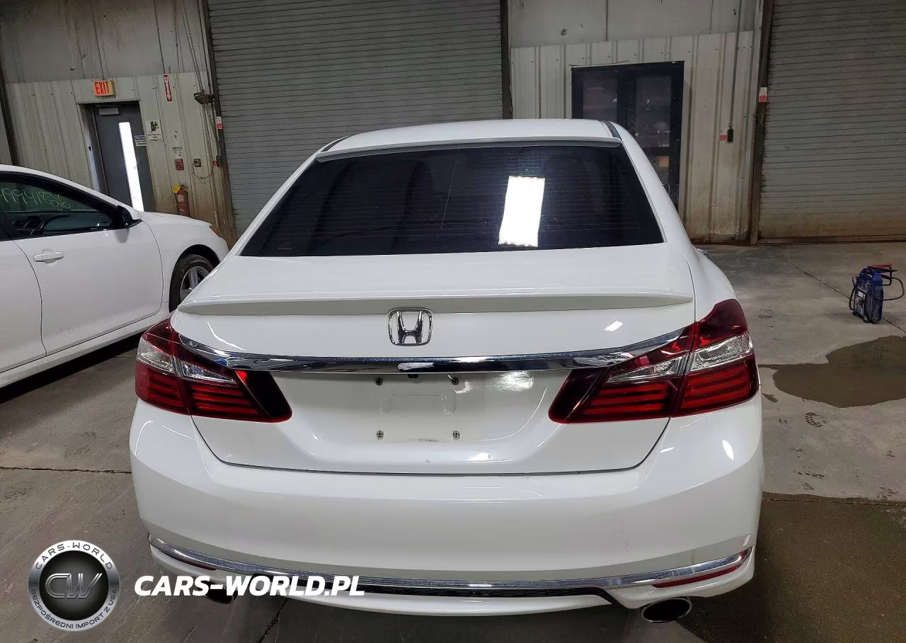 2017 Honda Accord Sport VIN:1HGCR2F65HA183364 - 6