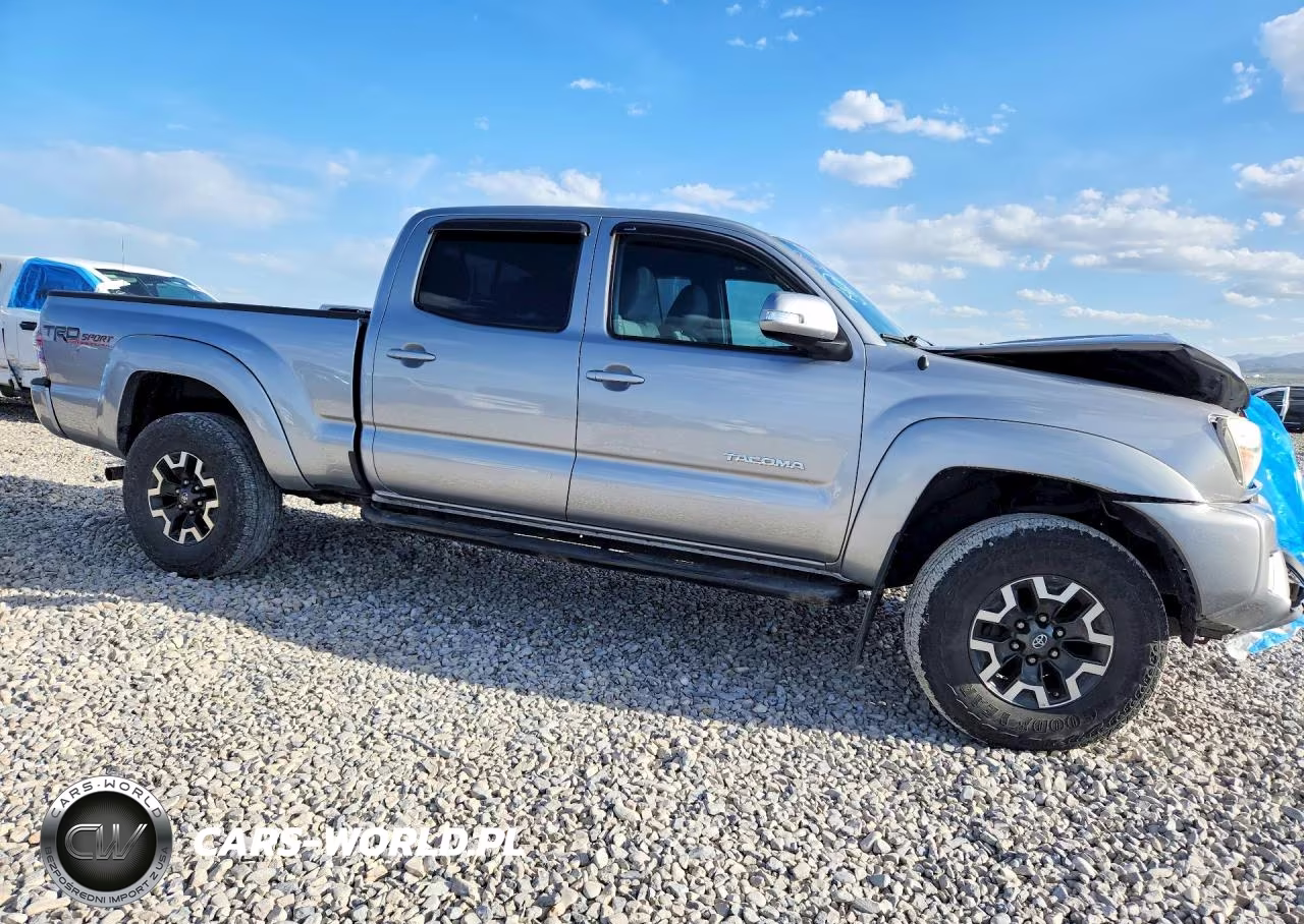2015 Toyota Tacoma Double Cab Long Bed VIN:3TMMU4FN9FM079559 - 4