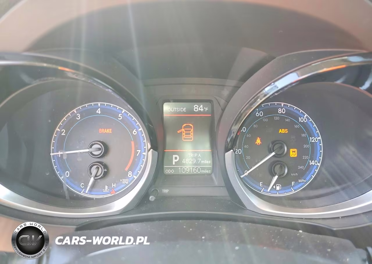 2015 Toyota Corolla S Plus VIN:5YFBURHE6FP294472 - 9