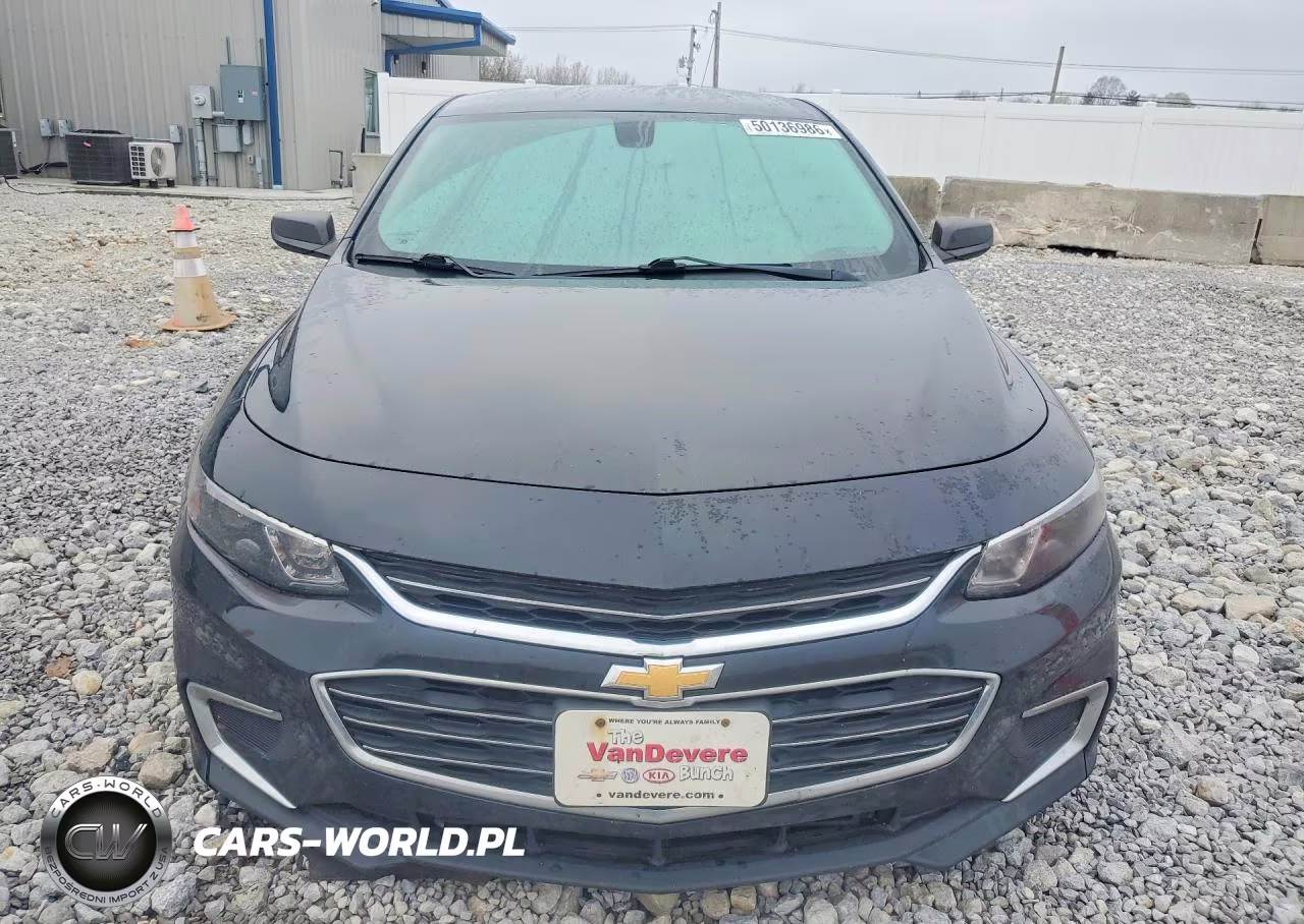 2018 Chevrolet Malibu Ls VIN:1G1ZB5ST3JF268893 - 5