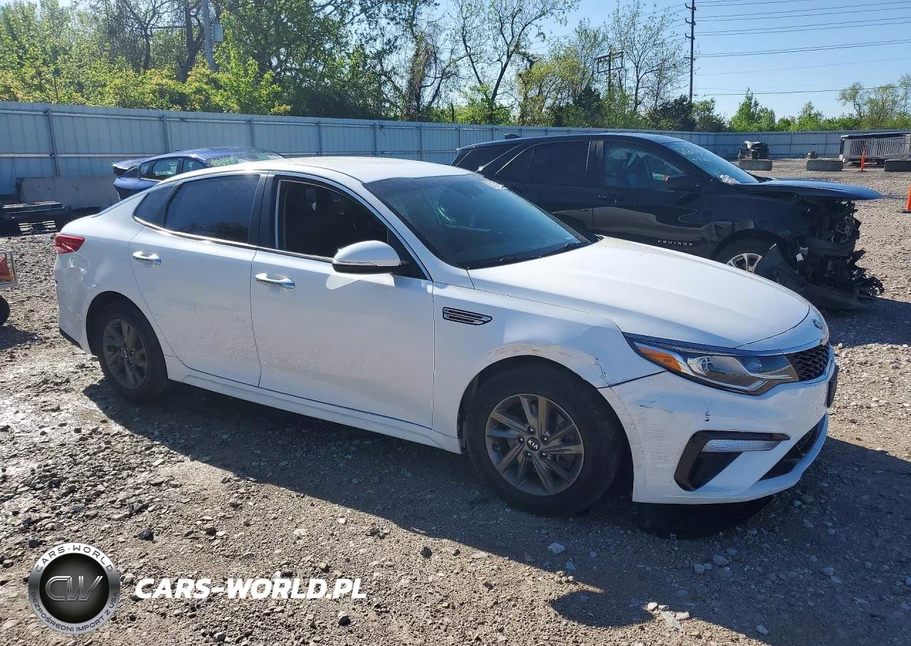 2020 Kia Optima Lx VIN:5XXGT4L31LG450620 - 4