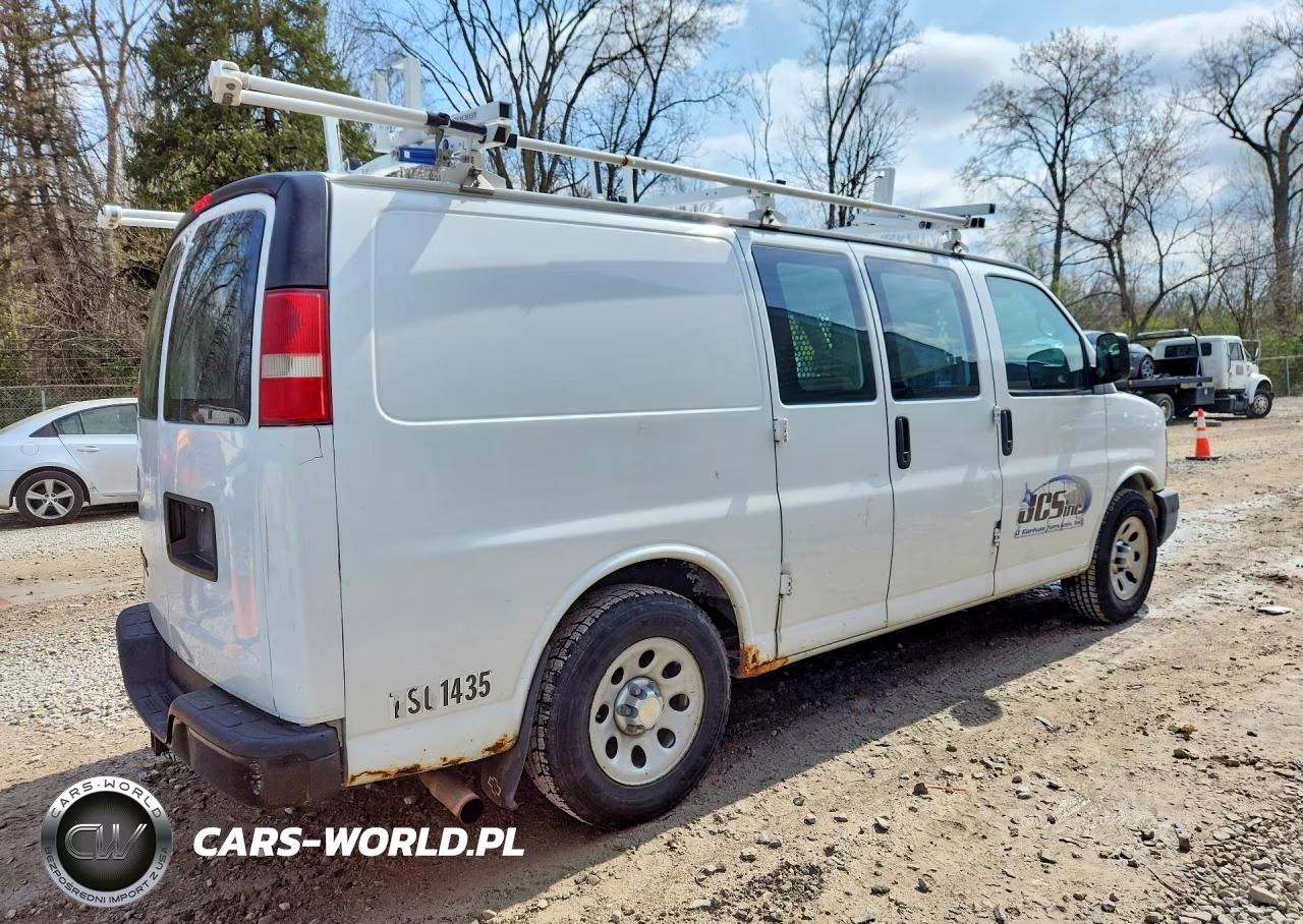 2012 Chevrolet Express G1500 VIN:1GCSHAF48C1174463 - 3