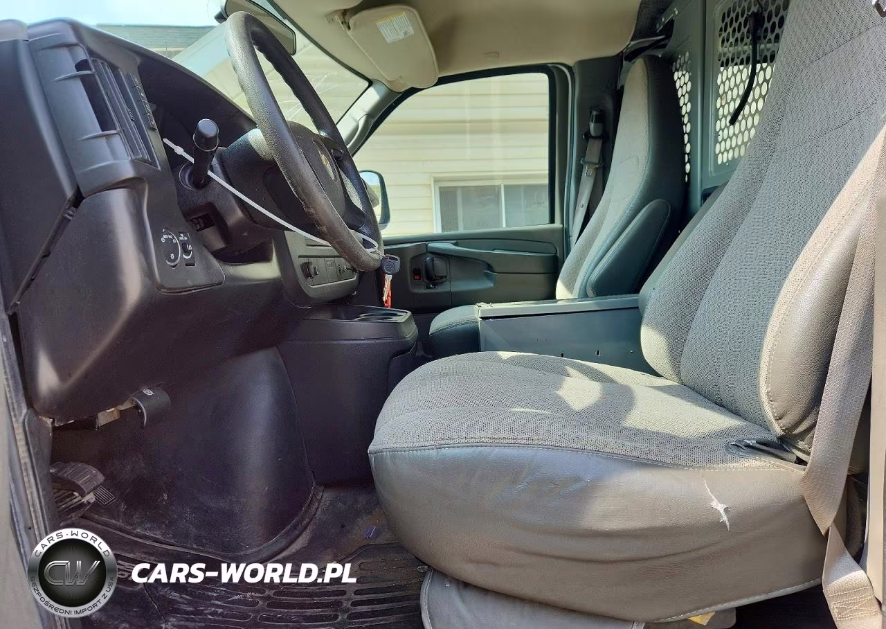 2012 Chevrolet Express G1500 VIN:1GCSHAF48C1174463 - 7