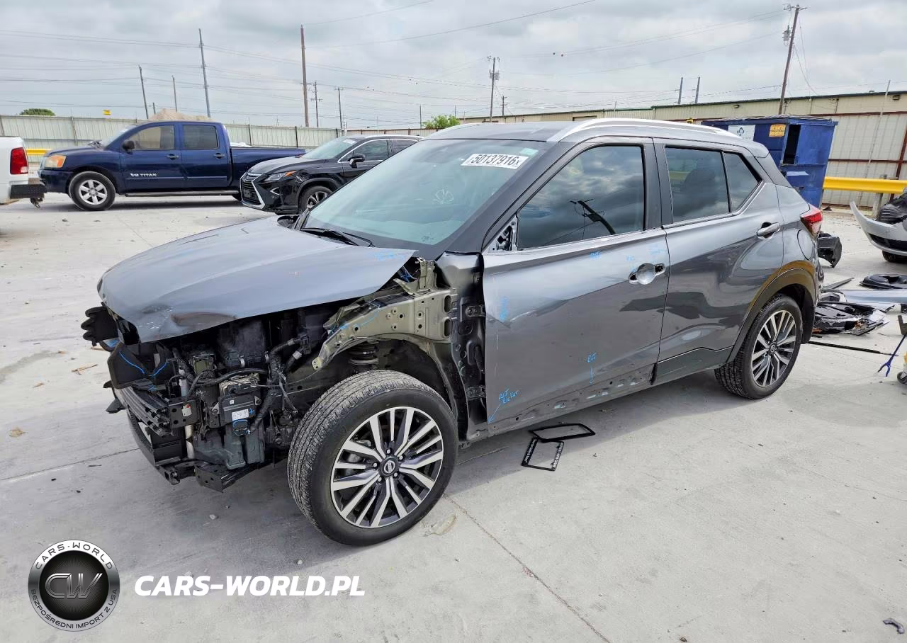 2021 Nissan Kicks Sv