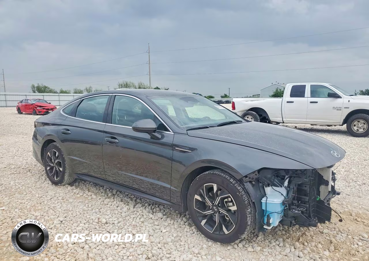 2025 Hyundai Sonata Sel VIN:KMHL64JAXSA485539 - 4