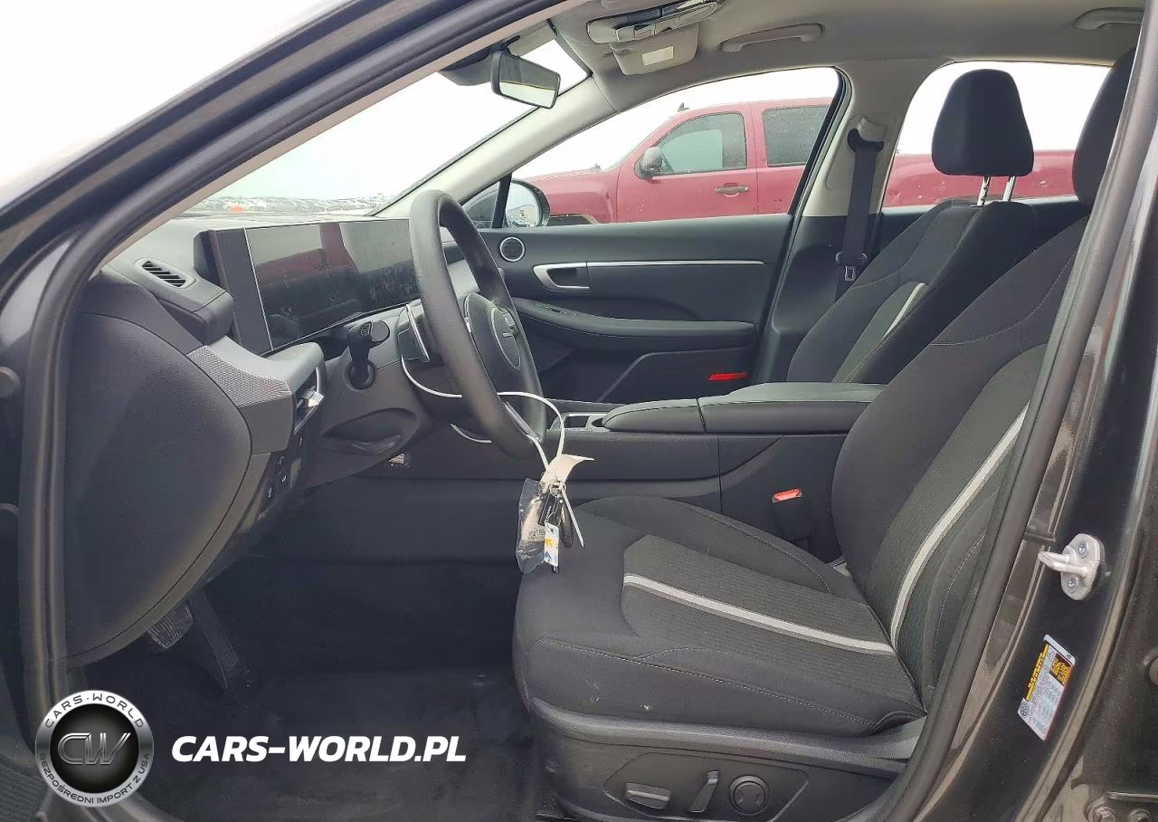 2025 Hyundai Sonata Sel VIN:KMHL64JAXSA485539 - 7