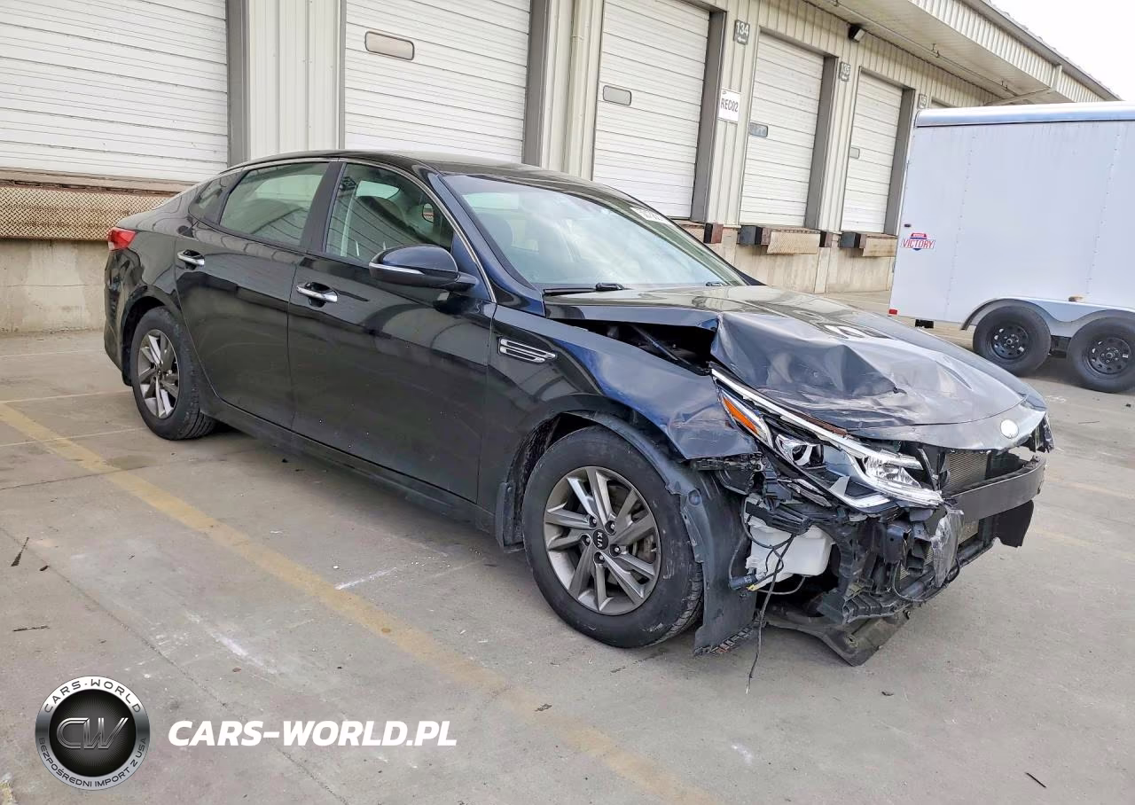 2019 Kia Optima Lx VIN:5XXGT4L32KG325785 - 4