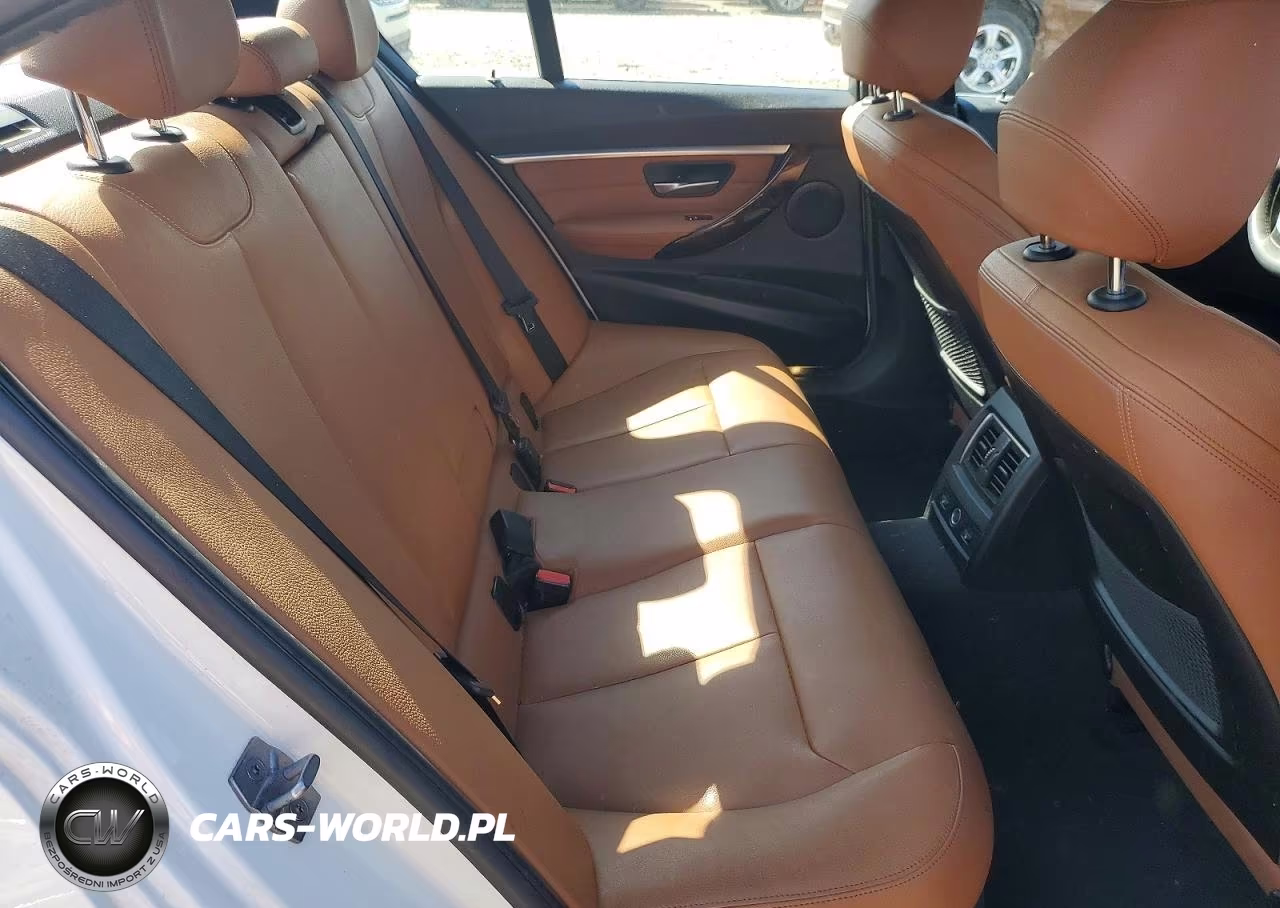 2017 BMW 330 Xi VIN:WBA8D9G34HNU62052 - 10