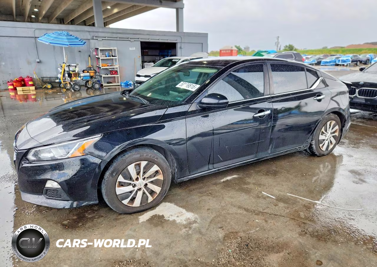 2019 Nissan Altima S
