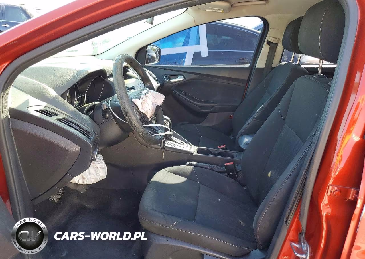 2018 Ford Focus Se VIN:1FADP3K2XJL308313 - 7