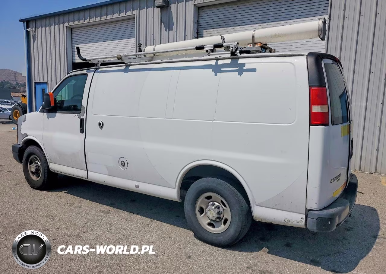 2011 Chevrolet Express G2500 VIN:1GCWGFCBXB1129611 - 2