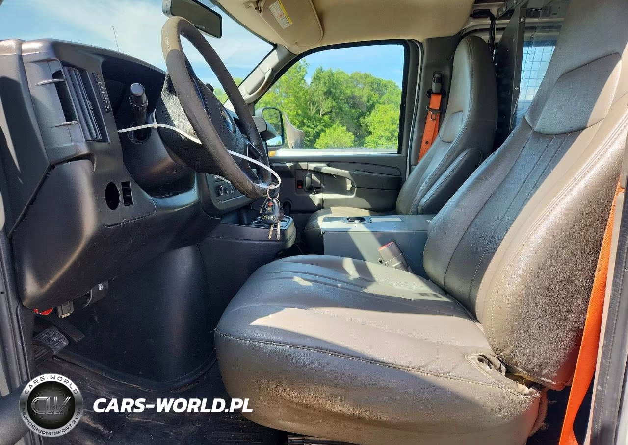 2013 Chevrolet Express G2500 VIN:1GCWGFCA9D1903843 - 7