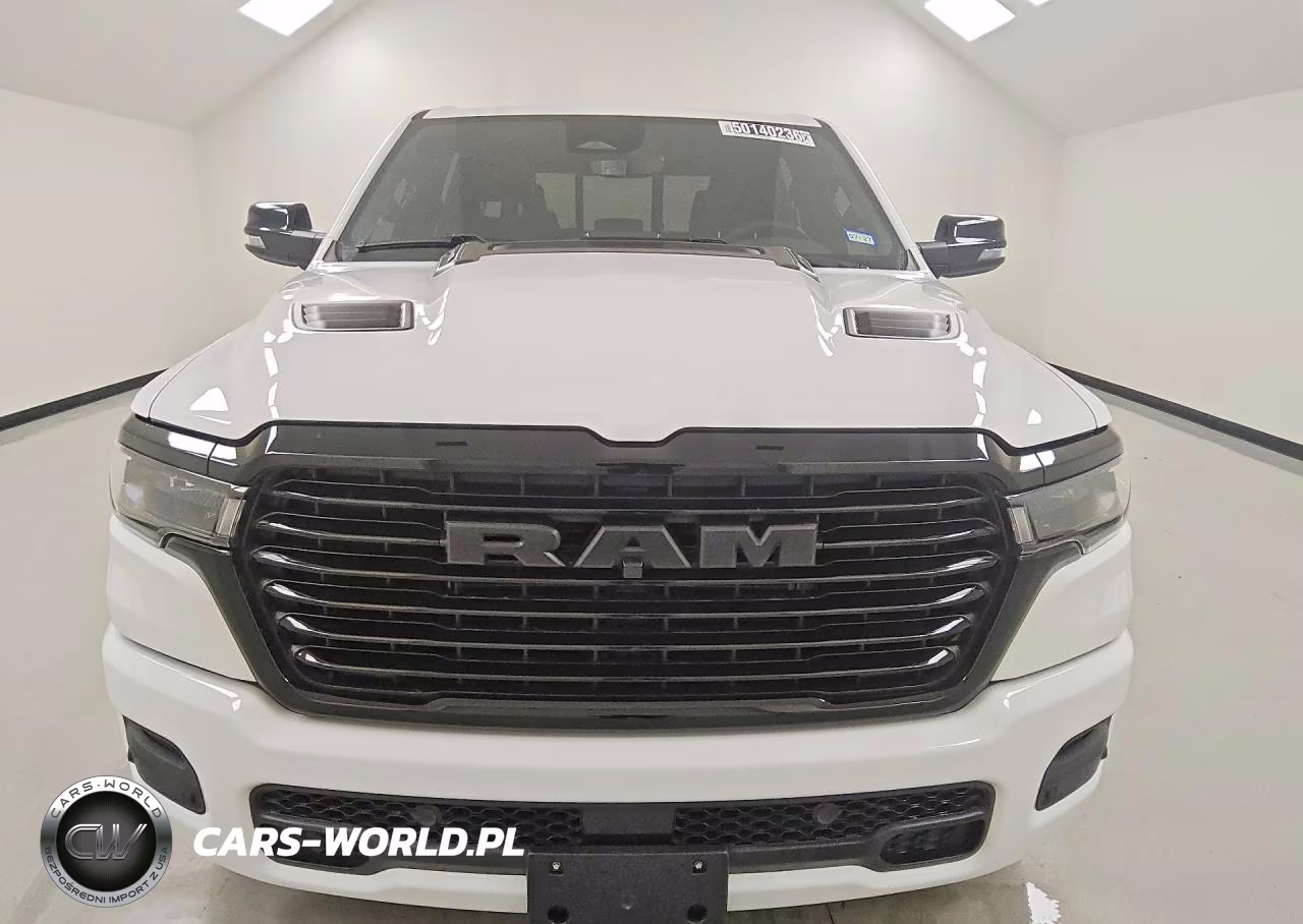 2025 Ram 1500 Laramie VIN:1C6SRFJP2SN649325 - 5