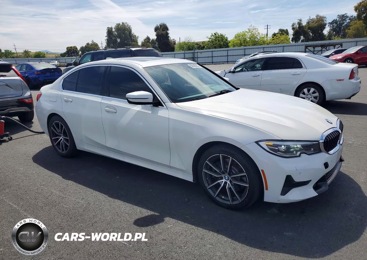 2019 BMW 330I VIN:WBA5R1C56KAK10895 - 4