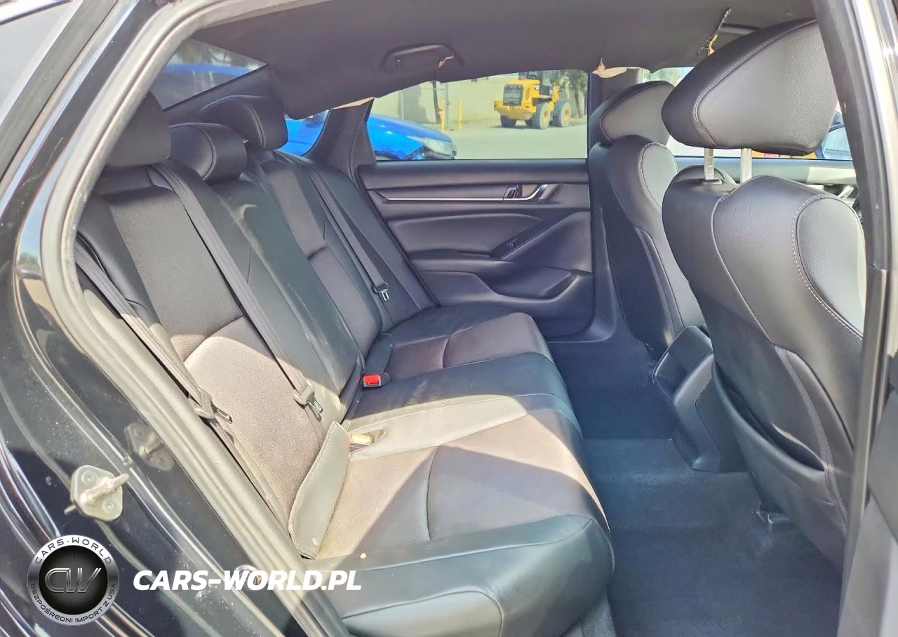2019 Honda Accord Sport VIN:1HGCV1F33KA065851 - 10