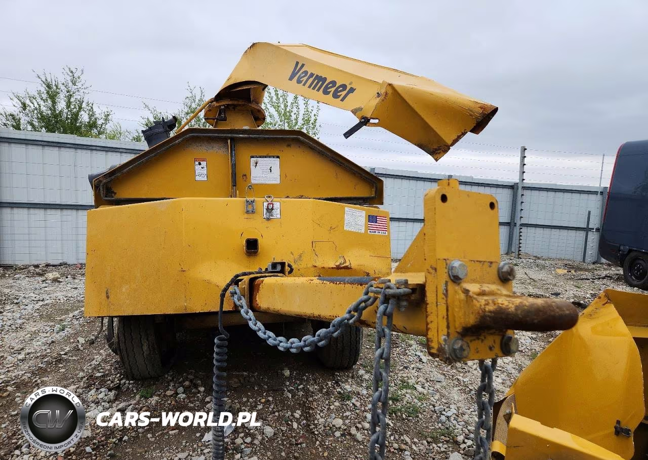 2004 Vermeer Bc1800A Wood Chipper VIN:1VRN1312141003364 - 8