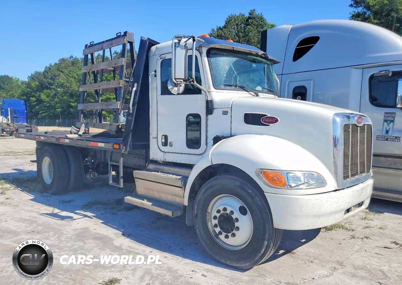 2020 Peterbilt 337