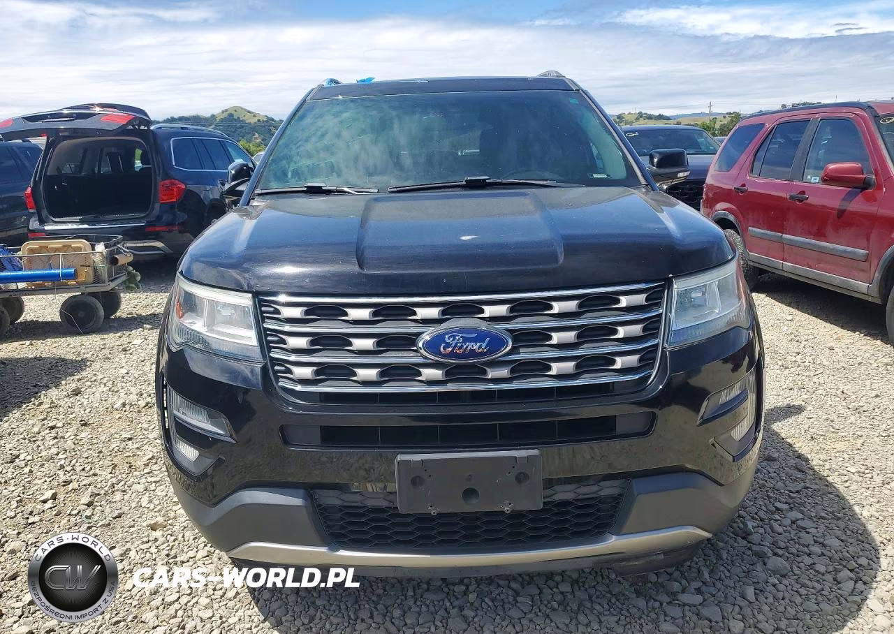 2016 Ford Explorer Xlt VIN:1FM5K7D86GGC59789 - 5