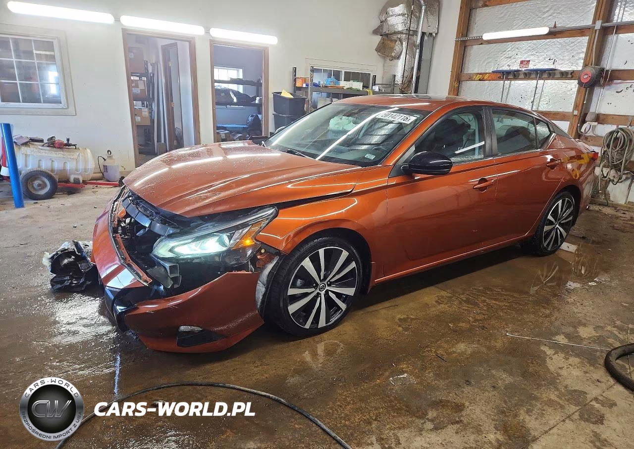 2021 Nissan Altima Sr