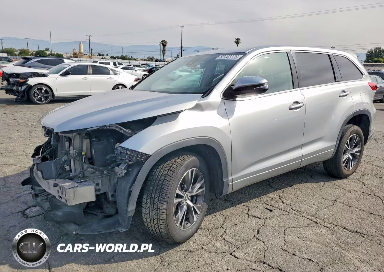 2018 Toyota Highlander Le