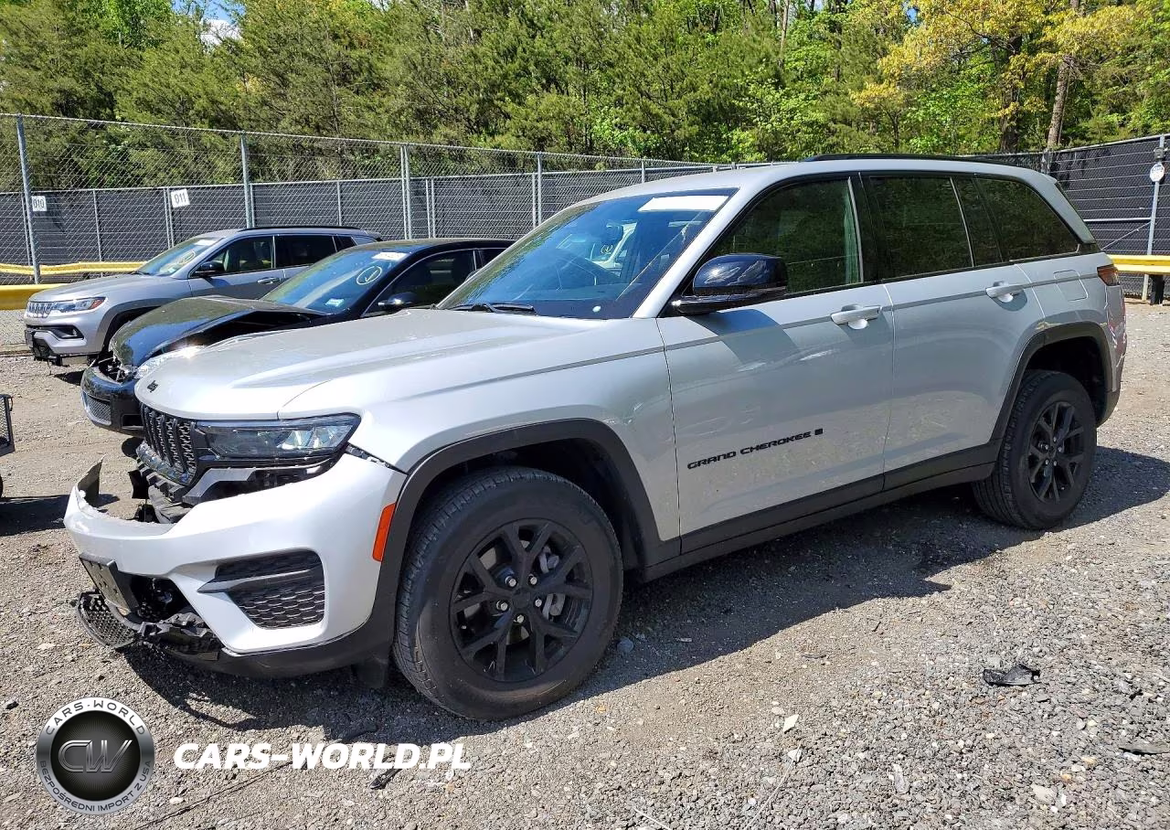 2024 Jeep Grand Cherokee Laredo