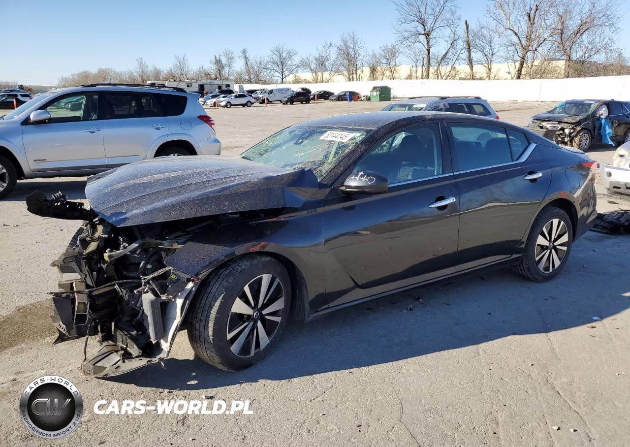 2021 Nissan Altima Sv