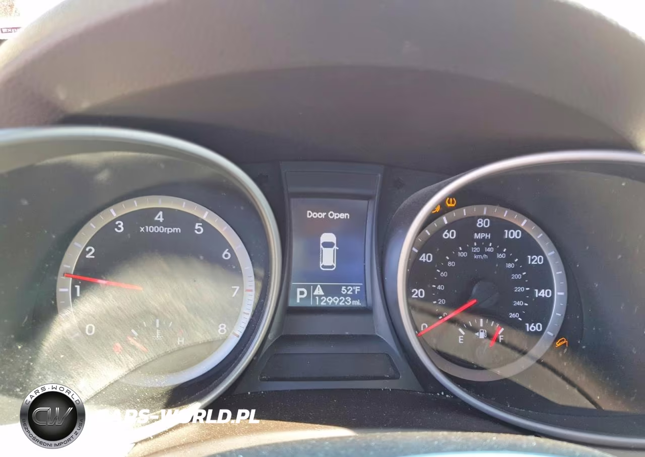 2014 Hyundai Santa Fe Sport 2.4L VIN:5XYZTDLB4EG175811 - 9