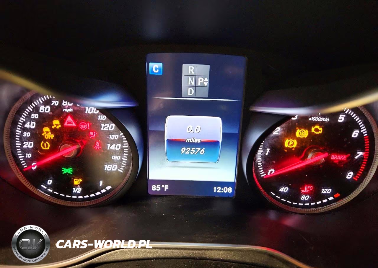2017 Mercedes-Benz C 300 4Matic VIN:55SWF4KB9HU209053 - 9