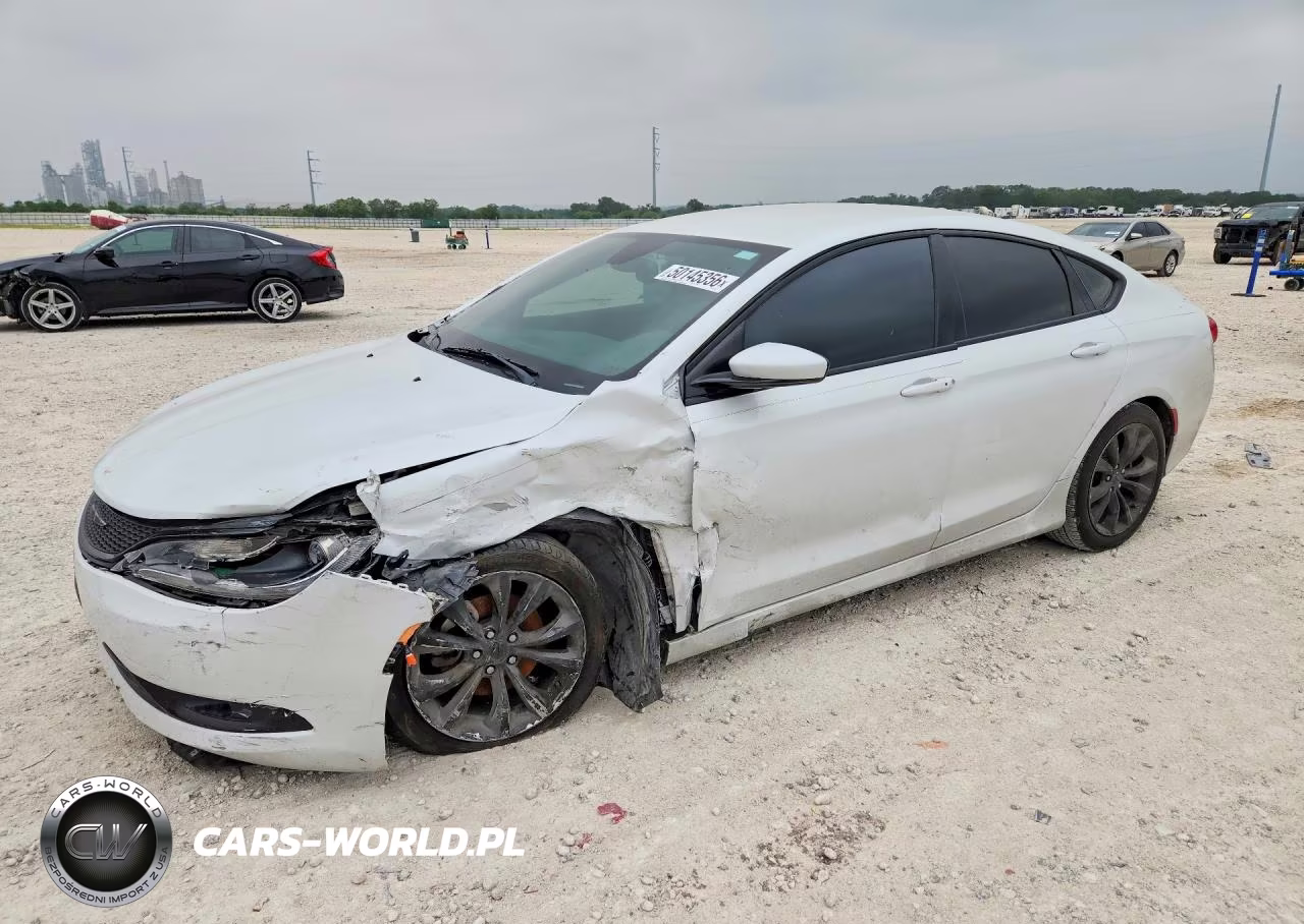 2015 Chrysler 200 S VIN:1C3CCCBB8FN713197 - 1