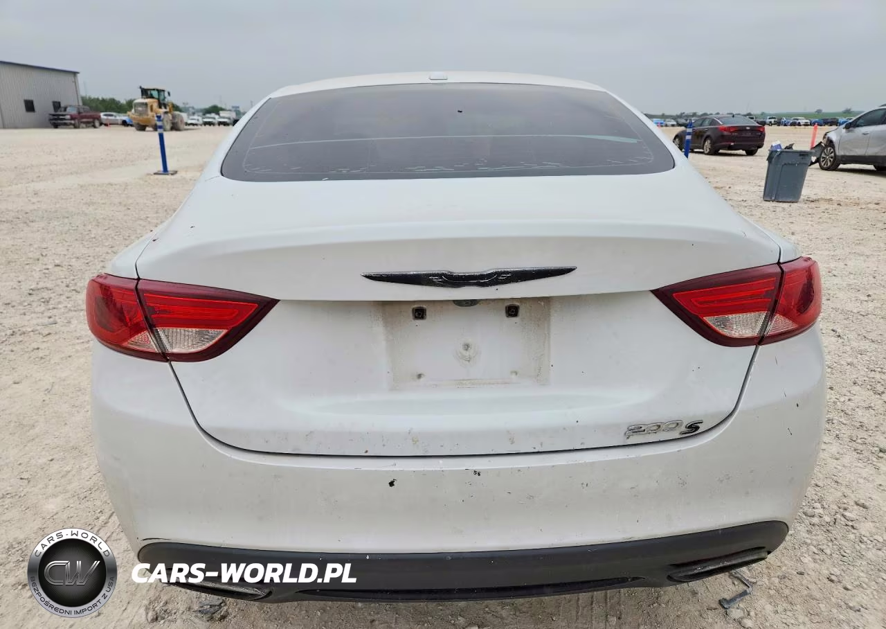 2015 Chrysler 200 S VIN:1C3CCCBB8FN713197 - 6