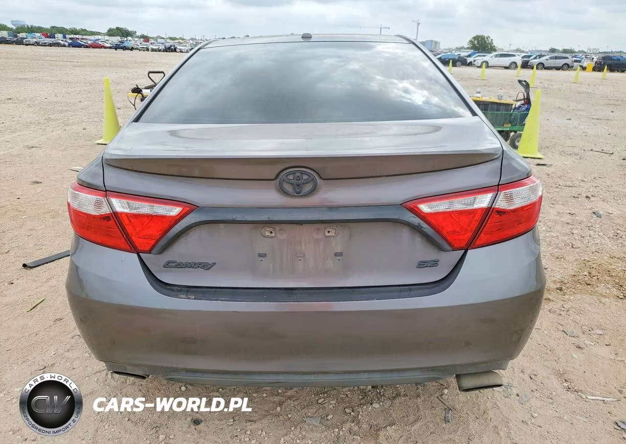 2016 Toyota Camry Se VIN:4T1BF1FK6GU184994 - 6